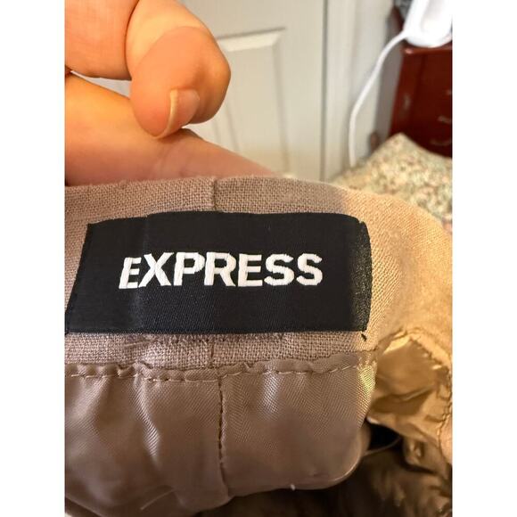 Express Dressy Brown Women's Shorts - Picture 4 of 9